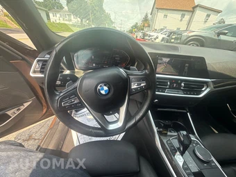 2019 BMW 3 Series Sedan 330i xDrive - miniatura 12