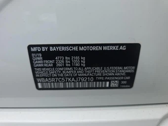 2019 BMW 3 Series Sedan 330i xDrive - miniatura 17