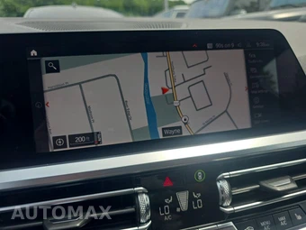 2019 BMW 3 Series Sedan 330i xDrive - miniatura 24