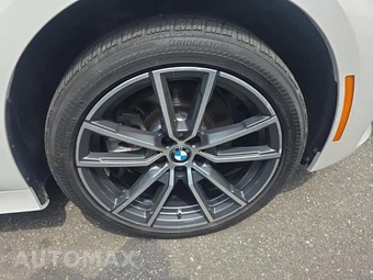 2019 BMW 3 Series Sedan 330i xDrive - miniatura 9