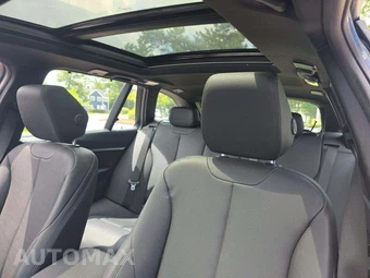 2019 BMW 3 Series Sports Wagon 330i xDrive - miniatura 11