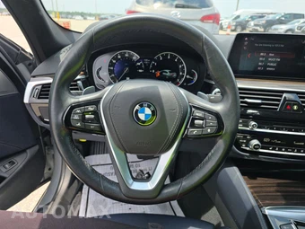 2019 BMW 5 Series Sedan 530i LUXURY LINE - miniatura 10