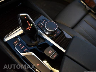 2019 BMW 5 Series Sedan 530i M SPORT LINE - miniatura 47