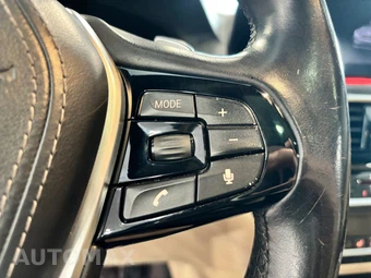 2019 BMW 5 Series Sedan 530i SPORT LINE - miniatura 29