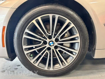2019 BMW 5 Series Sedan 530i SPORT LINE - miniatura 46