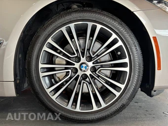 2019 BMW 5 Series Sedan 530i SPORT LINE - miniatura 49