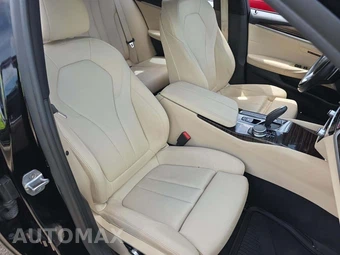 2019 BMW 5 Series Sedan 530i SPORT LINE - miniatura 18