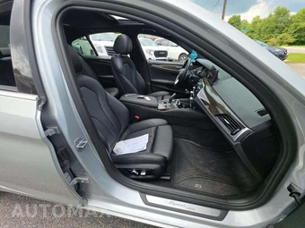 2019 BMW 5 Series Sedan 530i SPORT LINE - miniatura 18