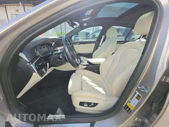 2019 BMW 5 Series Sedan 530i xDrive LUXURY LINE - miniatura 3