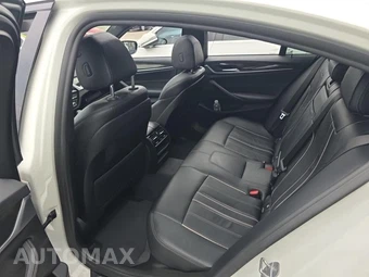2019 BMW 5 Series Sedan 530i xDrive M SPORT LINE - miniatura 16