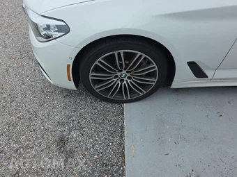 2019 BMW 5 Series Sedan 530i xDrive M SPORT LINE - miniatura 8