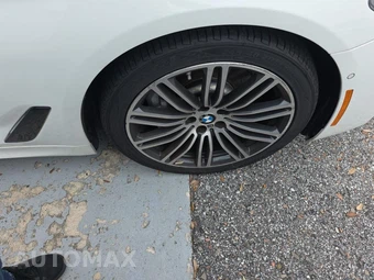 2019 BMW 5 Series Sedan 530i xDrive M SPORT LINE - miniatura 9