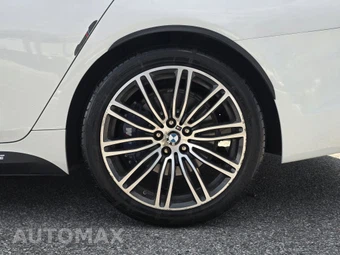 2019 BMW 5 Series Sedan 530i xDrive M SPORT LINE - miniatura 19