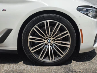 2019 BMW 5 Series Sedan 530i xDrive M SPORT LINE - miniatura 21