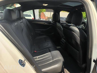 2019 BMW 5 Series Sedan 530i xDrive M SPORT LINE - miniatura 33
