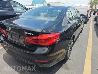 2019 BMW 5 Series Sedan 530i xDrive - miniatura 4