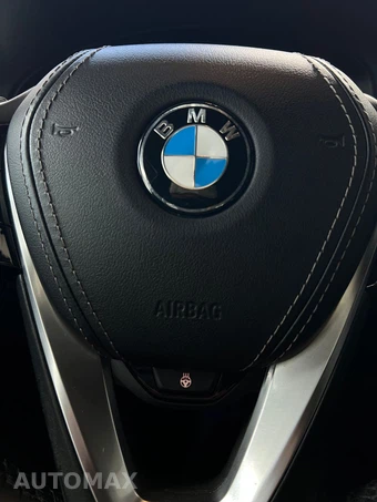 2019 BMW 5 Series Sedan 530i xDrive - miniatura 10