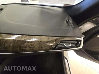 2019 BMW 5 Series Sedan 530i xDrive - miniatura 19