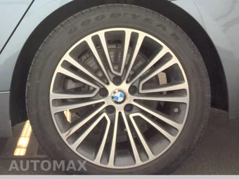 2019 BMW 5 Series Sedan 530i xDrive - miniatura 12