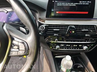 2019 BMW 5 Series Sedan 530i xDrive - miniatura 17