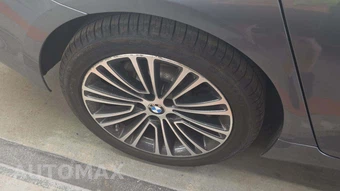 2019 BMW 5 Series Sedan 530i xDrive - miniatura 35