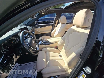 2019 BMW 5 Series Sedan 530i xDrive - miniatura 6