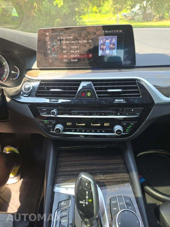 2019 BMW 5 Series Sedan 530i xDrive - miniatura 10