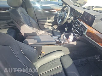 2019 BMW 5 Series Sedan 540i - miniatura 14