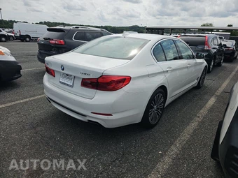 2019 BMW 5 Series Sedan 540i xDrive - miniatura 4