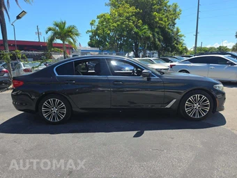 2019 BMW 5 Series Sedan 540i xDrive - miniatura 4