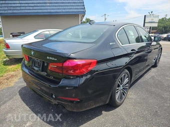 2019 BMW 5 Series Sedan iPerformance - miniatura 3