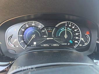 2019 BMW 5 Series Sedan iPerformance - miniatura 12