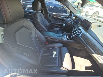 2019 BMW 5 Series Sedan iPerformance - miniatura 8