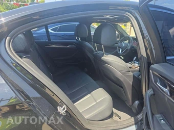 2019 BMW 5 Series Sedan iPerformance - miniatura 16