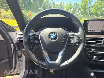 2019 BMW 5 Series Sedan iPerformance - miniatura 10