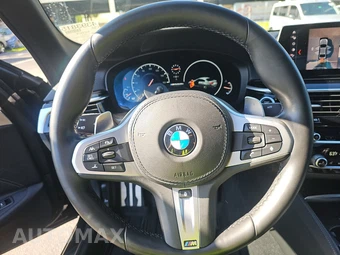 2019 BMW 5 Series Sedan M550i xDrive - miniatura 10