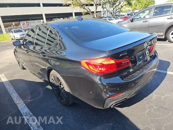 2019 BMW 5 Series Sedan M550i xDrive - miniatura 6