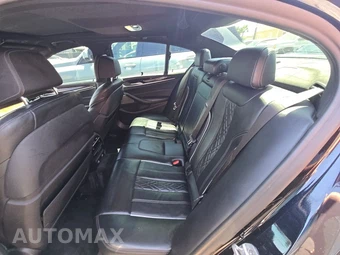 2019 BMW 5 Series Sedan M550i xDrive - miniatura 13