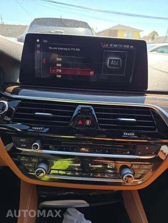 2019 BMW 5 Series Sedan M550i xDrive - miniatura 10