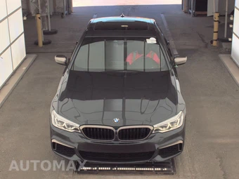 2019 BMW 5 Series Sedan M550i xDrive - miniatura 2