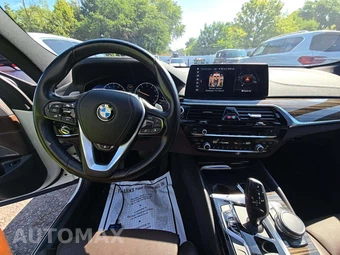 2019 BMW 6 Series Gran Turismo 640i xDrive Hatchback SPORT LINE - miniatura 10
