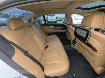2019 BMW 7 Series ALPINA B7 Sedan xDrive - miniatura 16