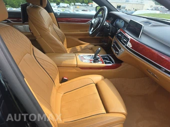 2019 BMW 7 Series ALPINA B7 Sedan xDrive - miniatura 8