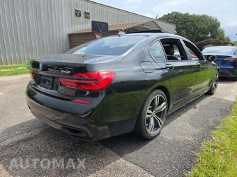 2019 BMW 7 Series Sedan 740i M SPORT LINE - miniatura 3
