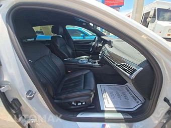 2019 BMW 7 Series Sedan 740i M SPORT LINE - miniatura 18