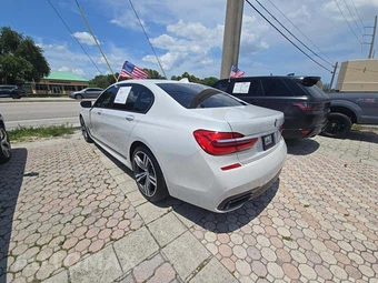 2019 BMW 7 Series Sedan 740i M SPORT LINE - miniatura 2