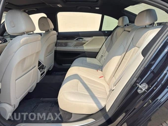 2019 BMW 7 Series Sedan 740i M SPORT LINE - miniatura 41