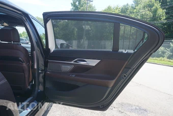 2019 BMW 7 Series Sedan 740i xDrive M SPORT LINE - miniatura 25