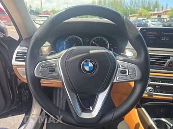 2019 BMW 7 Series Sedan 740i xDrive - miniatura 10