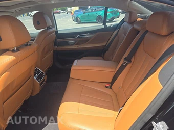 2019 BMW 7 Series Sedan 740i xDrive - miniatura 13
